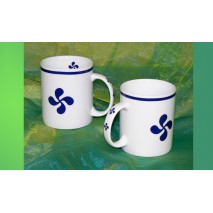 Mug classique croix basque bleue