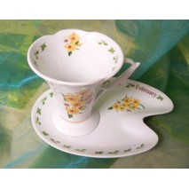 Tasse et sous tasse forme tulipe