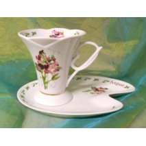 Tasse et sous tasse forme tulipe